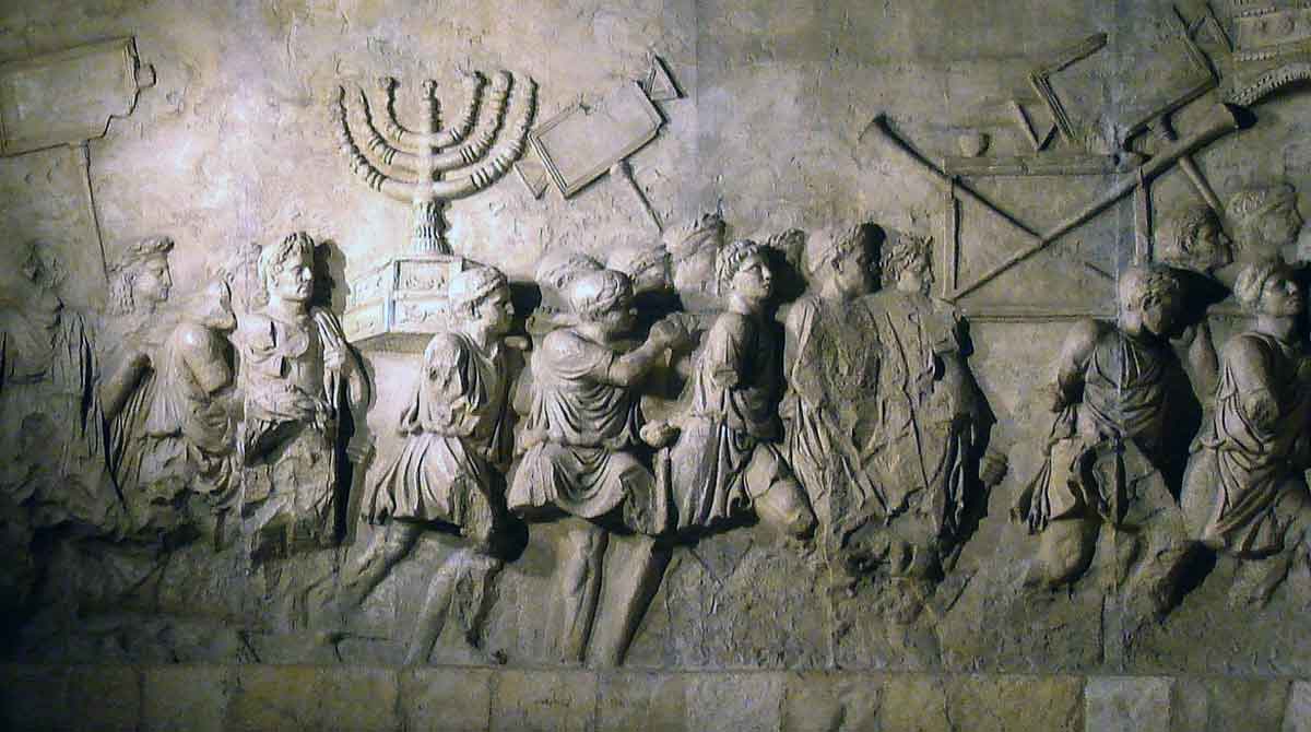 arch titus spoils